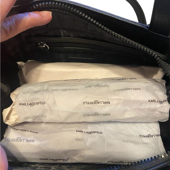 Karl Lagerfeld NWT Black Crossbody Bag or Satchel with Character Design 12.5x8.5 - Picture 7 of 9